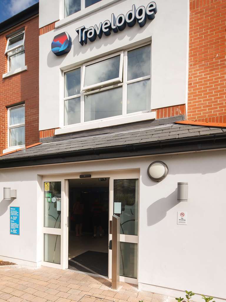 Travelodge Colwyn Bay Old Colwyn Екстериор снимка